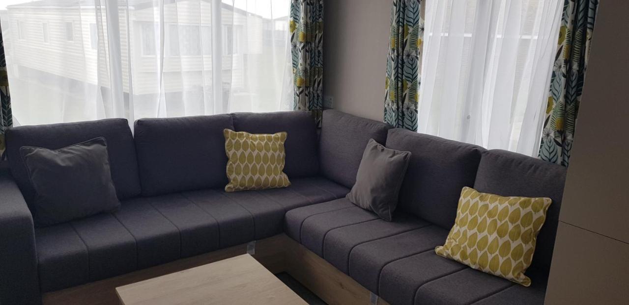 Warner Lane Hotel เซลซี ภายนอก รูปภาพ